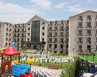 Санаторий Gold & SPA Naftalan в Азербайджане, вид снаружи Санаторий Gold & SPA Naftalan (Азербайджан)