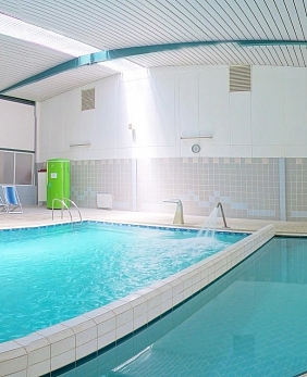 Санатории Лоо с бассейном