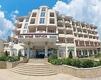 Отель Алые паруса в Феодосии, вид снаружи Отель Алые паруса (Феодосия)