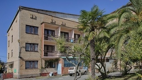 Отель Закавказье Гагра - официальный сайт