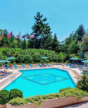 Санатории Лазаревского с бассейном Санатории Лазаревского с бассейном