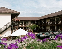 Отель Три Павлина (Абхазия)