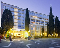 Санаторий Светлана в Сочи, вид снаружи Санаторий Светлана (Сочи)