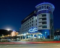 Санаторий Беловодье в Белокурихе, вид снаружи Санаторий Беловодье (Белокуриха)