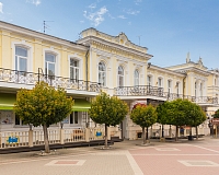 Санаторий Нарзан в Кисловодске, вид снаружи Санаторий Нарзан (Кисловодск)