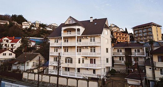 Отель Лера Лоо - официальный сайт