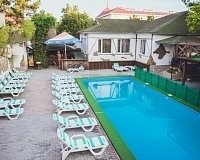 Отель Корона в Евпатории, вид снаружи Отель Корона (Евпатория)