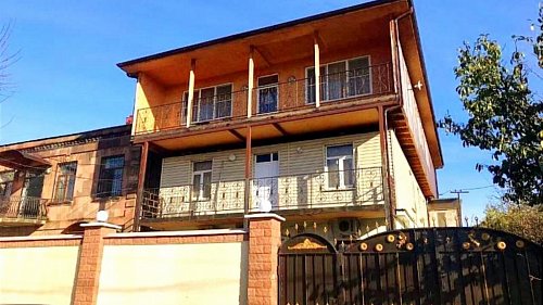 Отель У Резо Сухум - официальный сайт