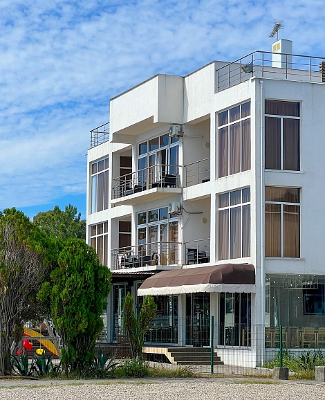 Отель «Берег эвкалиптов» Цандрипш