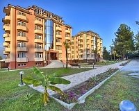 Отель Ирэн в Пицунде, вид снаружи Отель Ирэн (Пицунда)