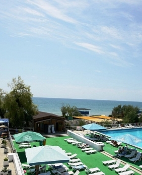 Отели Адлера 3 звезды на берегу моря