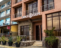 Отель Грейс Эдем в Адлере, вид снаружи Отель Грейс Эдем (Адлер)
