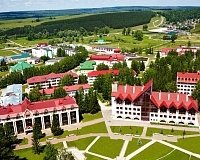 Санаторий Красноусольск в Башкирии, вид снаружи Санаторий Красноусольск (Башкирия)
