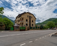 Отель Утомленные солнцем (п. Красная Поляна)