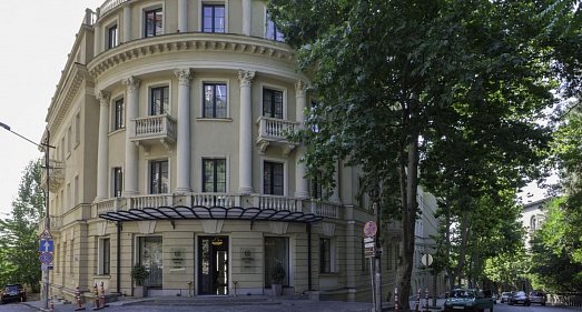 Отель Astoria 4* Тбилиси - официальный сайт