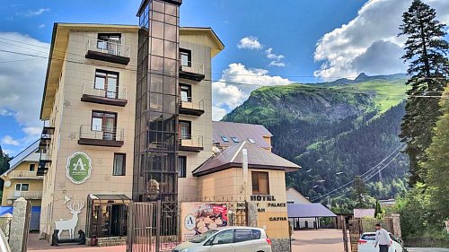 Отель Андерсен Домбай - официальный сайт