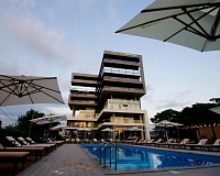 Отель Nobilis Hall Kobuleti в Кобулети, вид снаружи Отель Nobilis Hall Kobuleti (Кобулети)