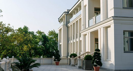 Отель Grand Royal Residences Сочи - официальный сайт Отель Grand Royal Residences Сочи - официальный сайт