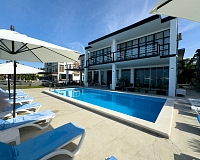 Отель Green Land Hotel (Гагра)