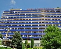 Санаторий Зори Ставрополья в Пятигорске, вид снаружи Санаторий Зори Ставрополья (Пятигорск)