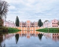 Санаторий Марфинский в Дмитровском шоссе, вид снаружи Санаторий Марфинский (Дмитровское шоссе)