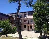 Санаторий Пшандра в Гудауте, вид снаружи Санаторий Пшандра (Гудаута)