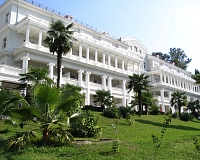 Санаторий Радуга в Сочи, вид снаружи Санаторий Радуга (Сочи)